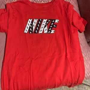 Boys NIKE shirt size L